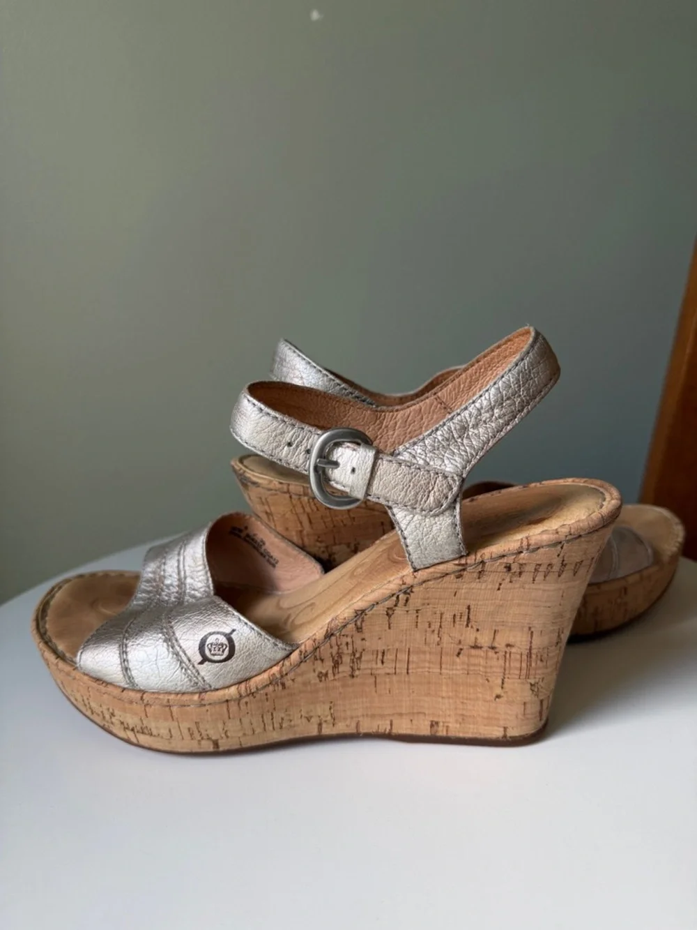Born Metallic Leather Issa Sandals Cork Wedge Platform Sandals Heels 8/39